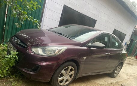 Hyundai Solaris II рестайлинг, 2014 год, 900 000 рублей, 3 фотография