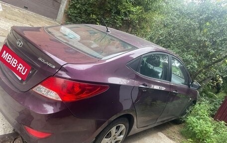 Hyundai Solaris II рестайлинг, 2014 год, 900 000 рублей, 2 фотография