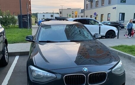 BMW 1 серия, 2011 год, 1 050 000 рублей, 3 фотография