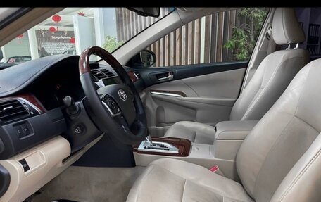 Toyota Camry, 2012 год, 1 400 000 рублей, 7 фотография