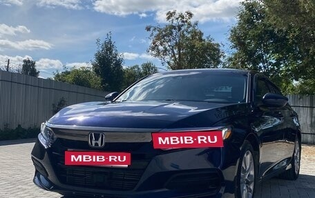 Honda Accord IX рестайлинг, 2020 год, 2 400 000 рублей, 2 фотография