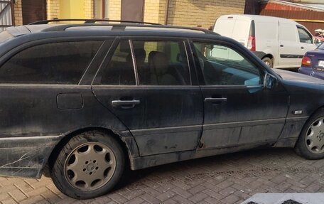 Mercedes-Benz C-Класс, 2000 год, 159 999 рублей, 4 фотография