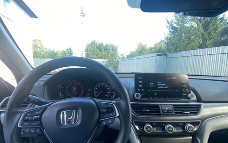 Honda Accord IX рестайлинг, 2020 год, 2 400 000 рублей, 5 фотография