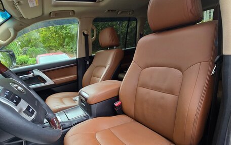 Toyota Land Cruiser 200, 2015 год, 4 900 000 рублей, 9 фотография