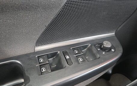 Volkswagen Jetta VI, 2009 год, 445 000 рублей, 14 фотография