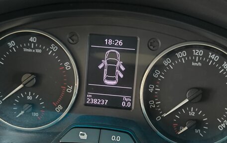 Skoda Rapid I, 2014 год, 600 000 рублей, 40 фотография