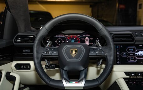 Lamborghini Urus I, 2025 год, 40 000 000 рублей, 11 фотография