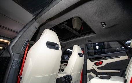 Lamborghini Urus I, 2025 год, 40 000 000 рублей, 22 фотография
