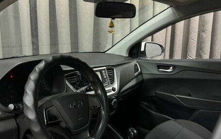 Hyundai Solaris II рестайлинг, 2017 год, 759 777 рублей, 5 фотография