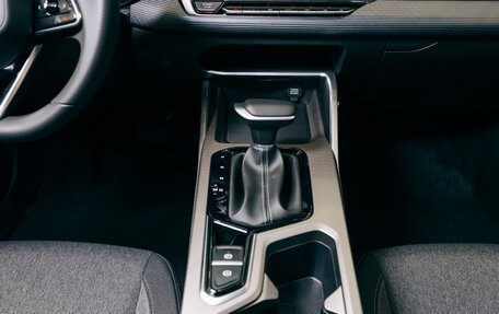 Geely Emgrand, 2024 год, 2 179 990 рублей, 11 фотография