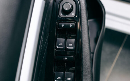 Geely Emgrand, 2024 год, 2 179 990 рублей, 12 фотография