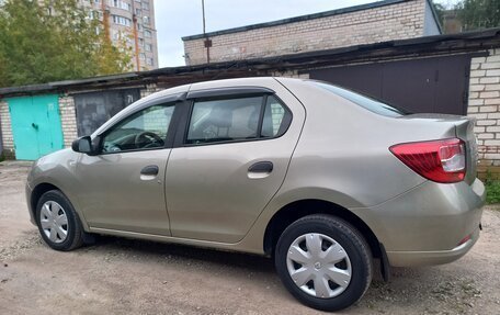 Renault Logan II, 2015 год, 589 000 рублей, 6 фотография