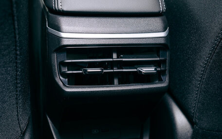 Geely Emgrand, 2024 год, 2 179 990 рублей, 14 фотография