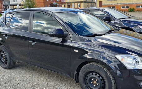 KIA cee'd I рестайлинг, 2009 год, 700 000 рублей, 2 фотография