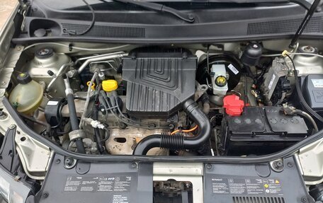 Renault Logan II, 2015 год, 589 000 рублей, 23 фотография