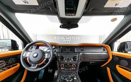 Rolls-Royce Cullinan, 2023 год, 47 900 000 рублей, 8 фотография