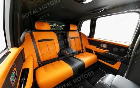 Rolls-Royce Cullinan, 2023 год, 47 900 000 рублей, 15 фотография