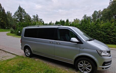Volkswagen Caravelle T6 рестайлинг, 2017 год, 3 350 000 рублей, 3 фотография