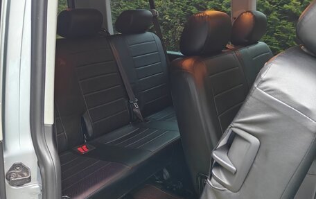 Volkswagen Caravelle T6 рестайлинг, 2017 год, 3 350 000 рублей, 8 фотография