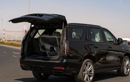 Cadillac Escalade V, 2025 год, 21 790 000 рублей, 5 фотография