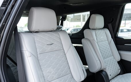 Cadillac Escalade V, 2025 год, 21 790 000 рублей, 25 фотография