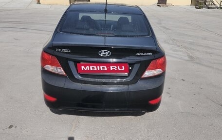 Hyundai Solaris II рестайлинг, 2013 год, 690 000 рублей, 4 фотография