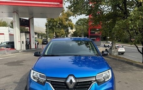 Renault Logan II, 2019 год, 930 000 рублей, 2 фотография