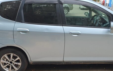 Honda Fit III, 2001 год, 299 000 рублей, 7 фотография