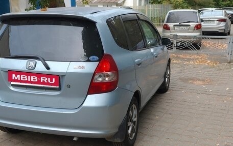 Honda Fit III, 2001 год, 299 000 рублей, 9 фотография