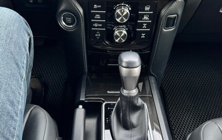 Toyota Land Cruiser Prado 150 рестайлинг 2, 2023 год, 8 100 000 рублей, 18 фотография