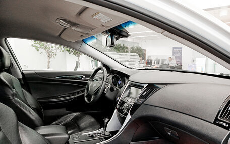 Hyundai Sonata VI, 2011 год, 950 000 рублей, 15 фотография