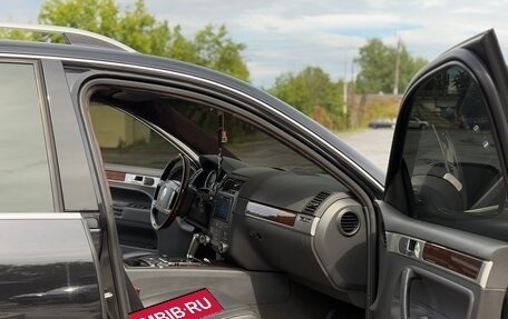 Volkswagen Touareg III, 2005 год, 815 000 рублей, 13 фотография