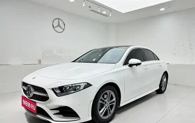 Mercedes-Benz A-Класс, 2022 год, 1 980 000 рублей, 1 фотография