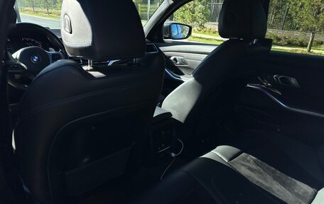 BMW 3 серия, 2019 год, 3 600 000 рублей, 8 фотография