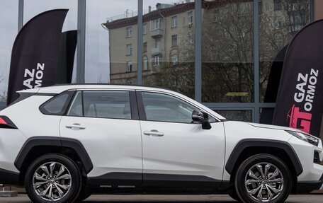 Toyota RAV4, 2025 год, 3 890 000 рублей, 8 фотография