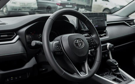 Toyota RAV4, 2025 год, 3 890 000 рублей, 13 фотография