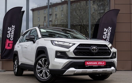 Toyota RAV4, 2025 год, 3 890 000 рублей, 9 фотография