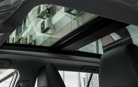 Toyota RAV4, 2025 год, 3 890 000 рублей, 27 фотография