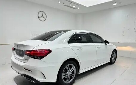 Mercedes-Benz A-Класс, 2022 год, 1 980 000 рублей, 6 фотография