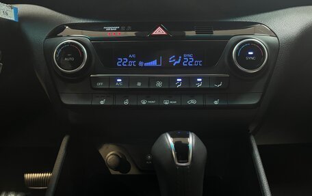 Hyundai Tucson III, 2019 год, 2 200 000 рублей, 18 фотография