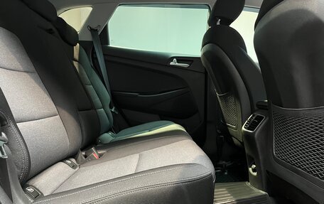Hyundai Tucson III, 2019 год, 2 200 000 рублей, 21 фотография