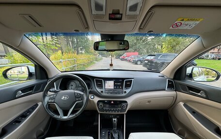 Hyundai Tucson III, 2018 год, 2 400 000 рублей, 7 фотография