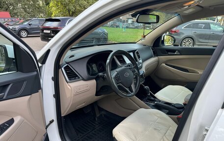 Hyundai Tucson III, 2018 год, 2 400 000 рублей, 8 фотография