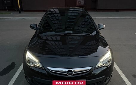 Opel Astra J, 2012 год, 1 200 000 рублей, 2 фотография