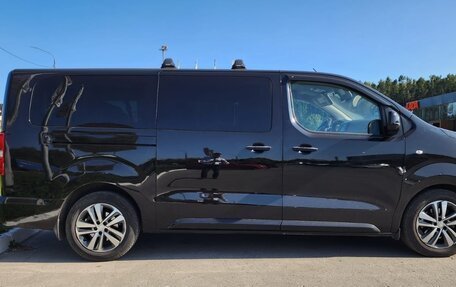 Peugeot Traveller I, 2017 год, 3 500 000 рублей, 6 фотография