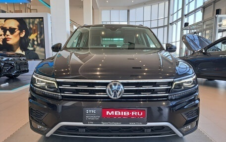 Volkswagen Tiguan II, 2020 год, 3 039 000 рублей, 6 фотография