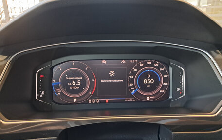 Volkswagen Tiguan II, 2020 год, 3 039 000 рублей, 17 фотография