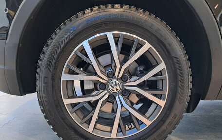 Volkswagen Tiguan II, 2020 год, 3 039 000 рублей, 22 фотография