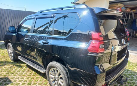 Toyota Land Cruiser Prado 150 рестайлинг 2, 2018 год, 4 300 000 рублей, 8 фотография