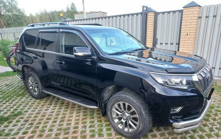 Toyota Land Cruiser Prado 150 рестайлинг 2, 2018 год, 4 300 000 рублей, 4 фотография
